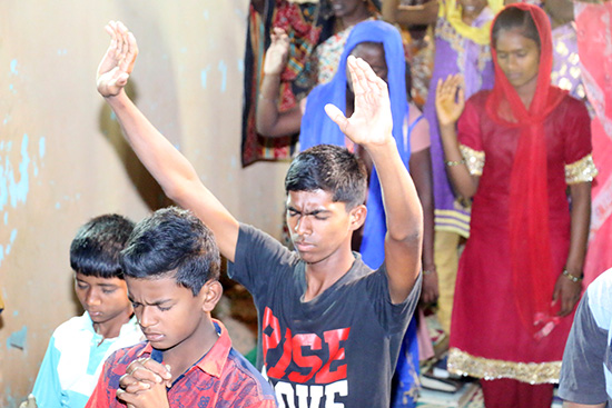 The Vellore Mega Prayer was held at Shalom Grounds, Pernambut, Vellore on 8th March 2016. Multitudes thronged the meeting to experience the touch of God.